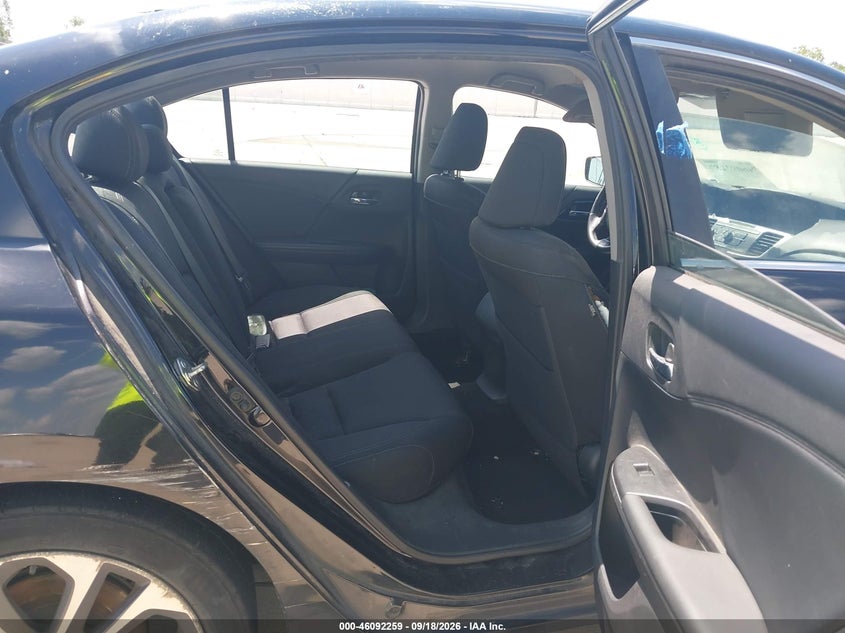 2015 HONDA ACCORD auction photo 8