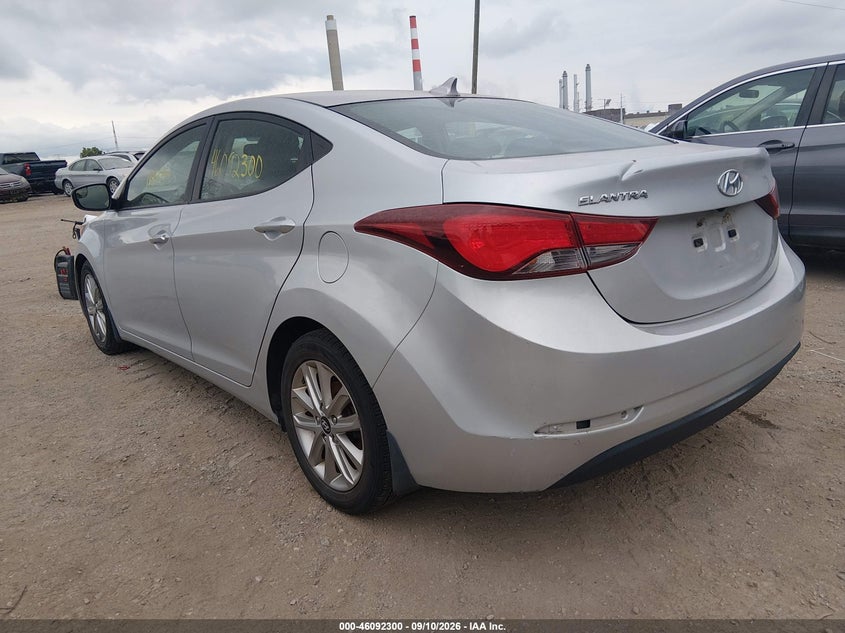 2015 HYUNDAI ELANTRA auction photo 3