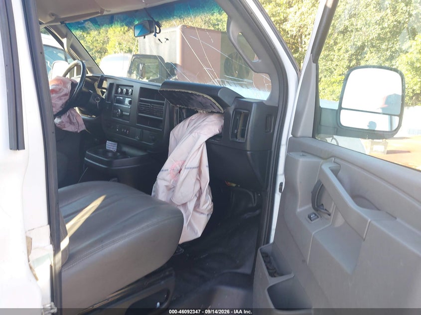 Vin: 1gcwgafg1k1269010, lot: 46591954, chevrolet express 2500 work van 2019 img_1