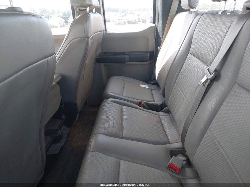 2019 FORD F-350 CHASSIS auction photo 6