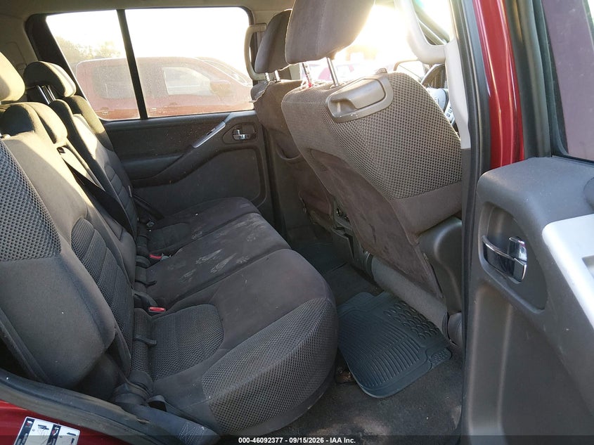 2010 NISSAN PATHFINDER auction photo 8