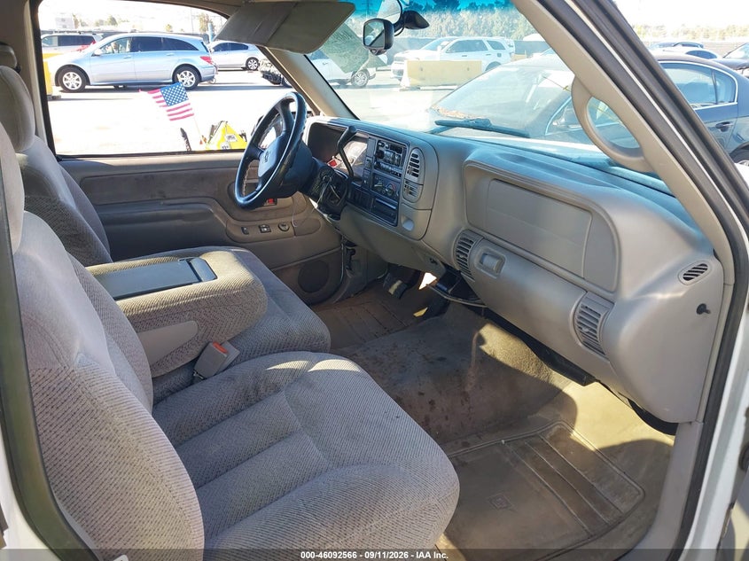 1999 CHEVROLET C1500 auction photo 5