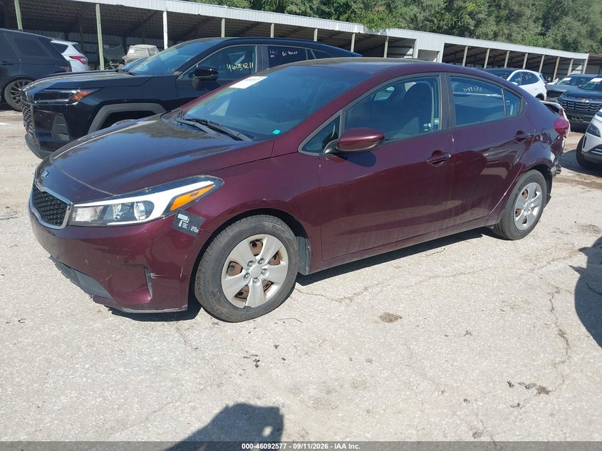 2018 Kia Forte, Обычный износ, IAAI, VIN 3KPFK4A79JE276290 — фото 2