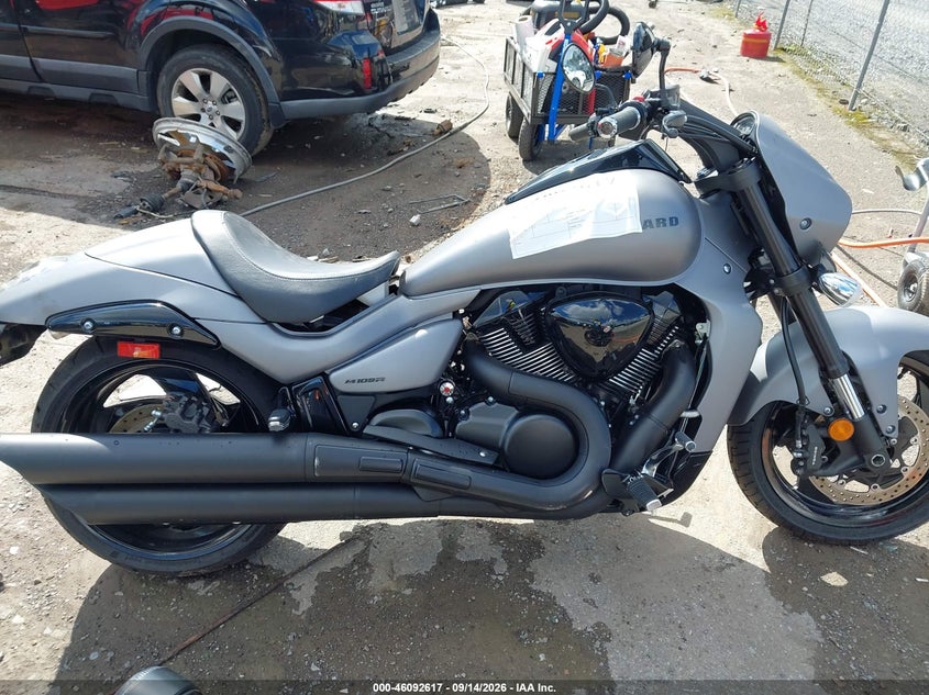 SUZUKI VZR1800 2016
