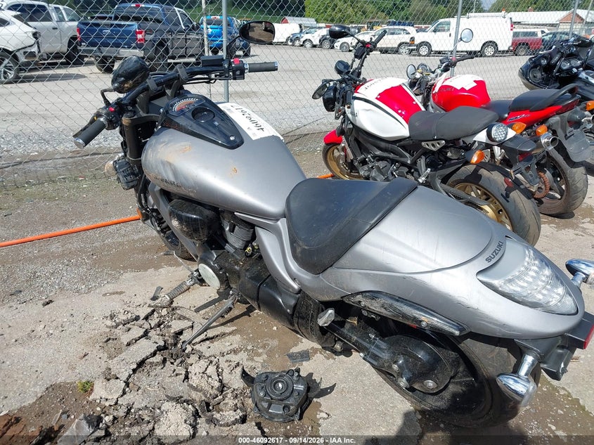 SUZUKI VZR1800 2016