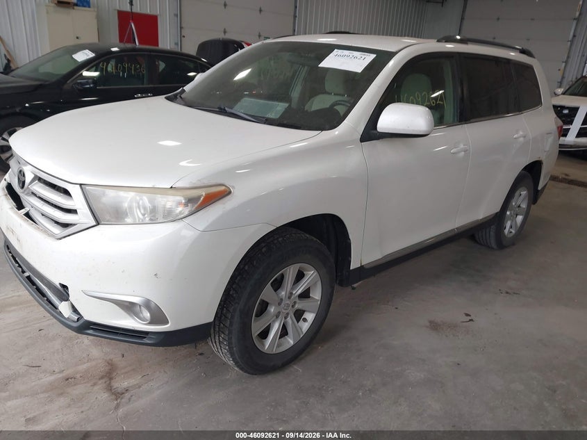 Vin: 5tdbk3eh7cs139093, lot: 46592228, toyota highlander base v6 20122