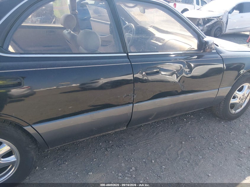 LEXUS ES 1995 VIN JT8GK13TXS0100077