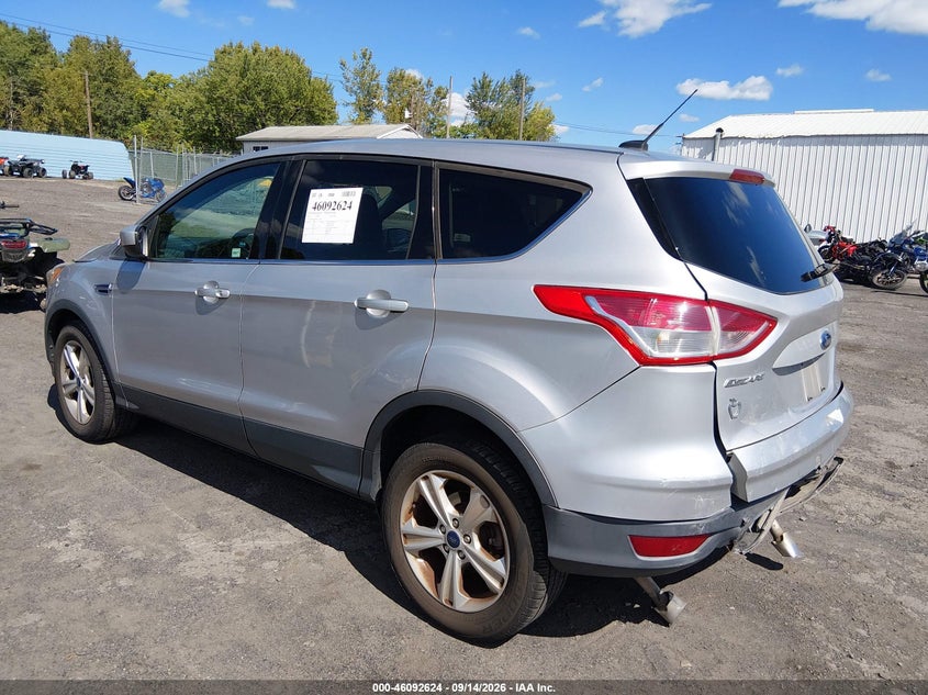 Vin: 1fmcu9gx6guc72656, lot: 46592231, ford escape se 20163