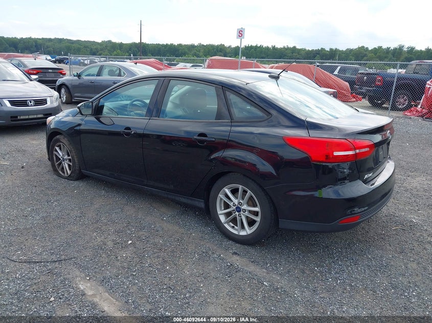 Vin: 1fadp3f20hl275469, lot: 46592251, ford focus se 20173
