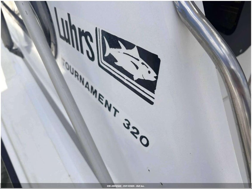 1989 LUHRS TOURNAMENT 320 auction photo 8