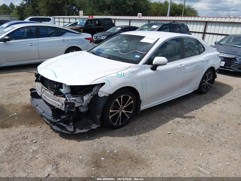 Vin: 4t1b11hk4ju035552, lot: 46592270, toyota camry se 20182