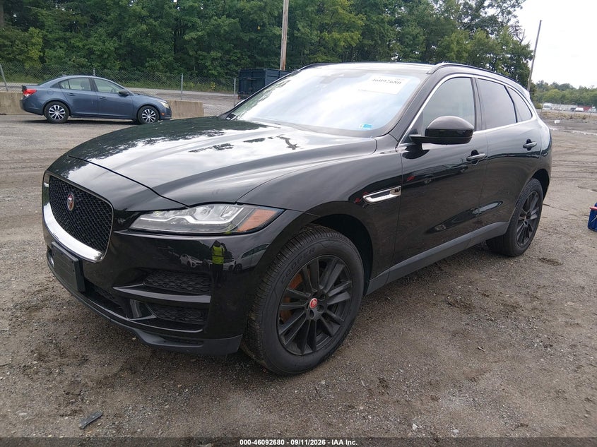 2017 JAGUAR F-PACE auction photo 2
