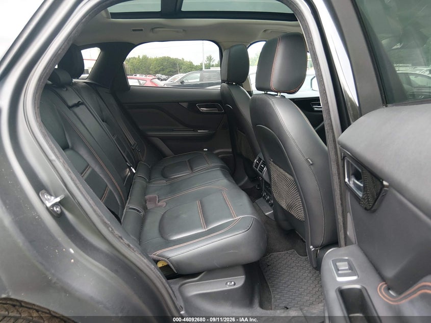 2017 JAGUAR F-PACE auction photo 8