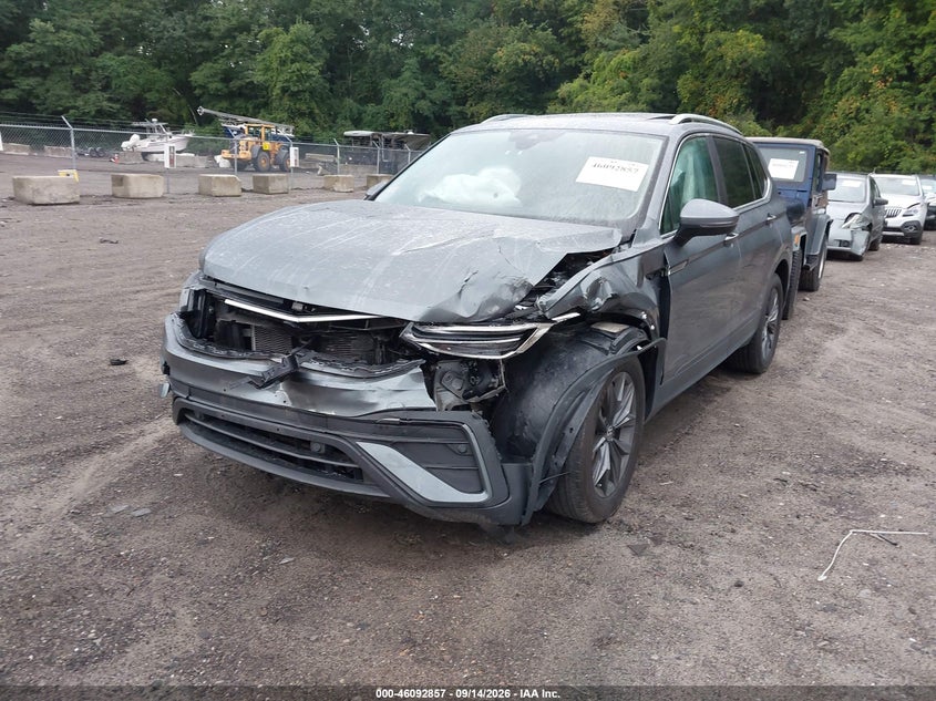 2023 Volkswagen Tiguan, Left Front, IAAI, VIN 3VVNB7AX2PM095786 — photo 2