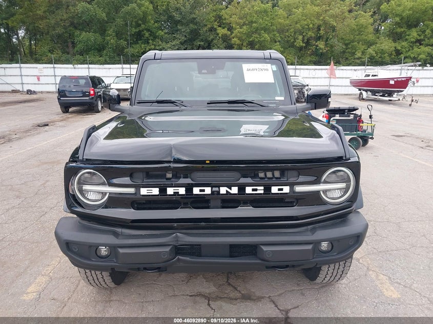 2023 FORD BRONCO OUTER BANKS · Photo 12