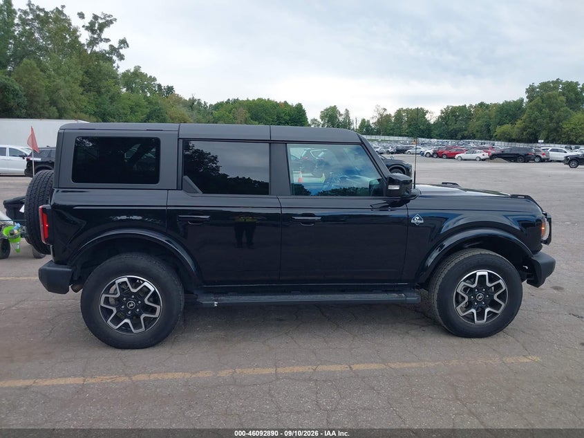 2023 FORD BRONCO OUTER BANKS · Photo 13