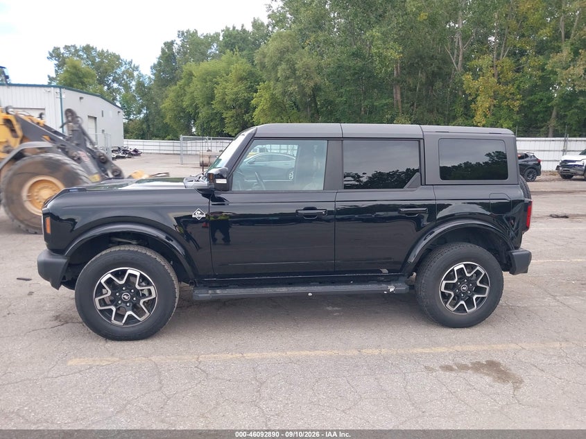 2023 FORD BRONCO OUTER BANKS · Photo 14