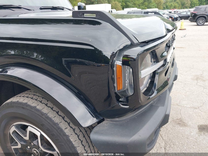 2023 FORD BRONCO OUTER BANKS · Photo 18