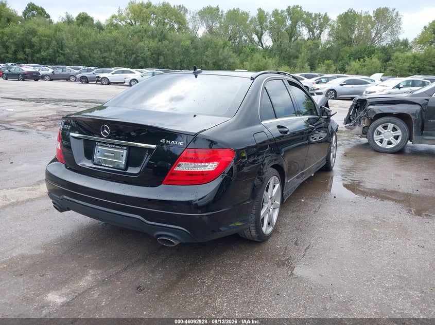 Vin: wddgf8bb0ca672669, lot: 46592535, mercedes-benz c 300 sport 4matic 20124