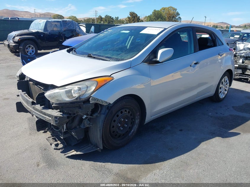 Vin: kmhd35lh9hu383847, lot: 46592540, hyundai elantra gt 20172