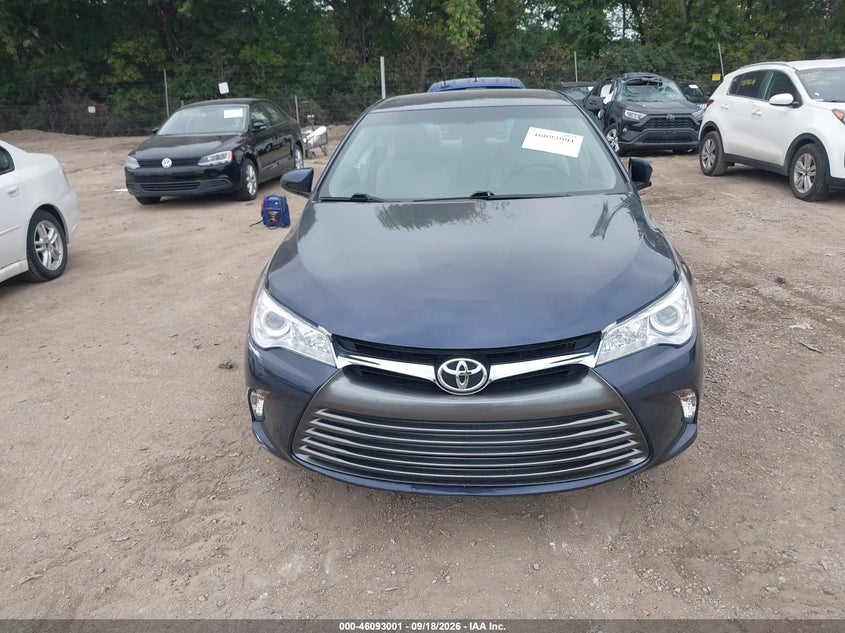 TOYOTA CAMRY - zdjęcie 12