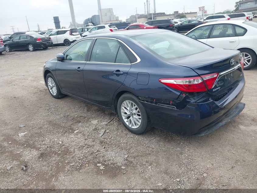 TOYOTA CAMRY - zdjęcie 3