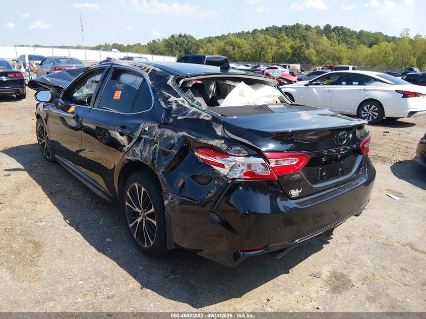 Vin: 4t1g11ak0lu881521, lot: 46592609, toyota camry se 20203