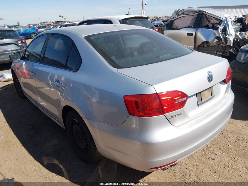 2012 VOLKSWAGEN JETTA auction photo 3