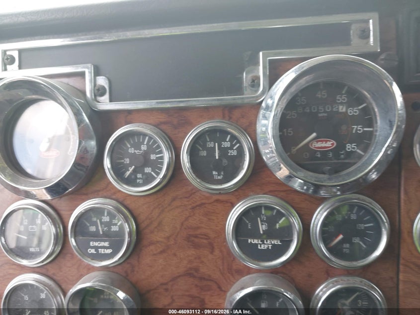 1995 PETERBILT 379 auction photo 5