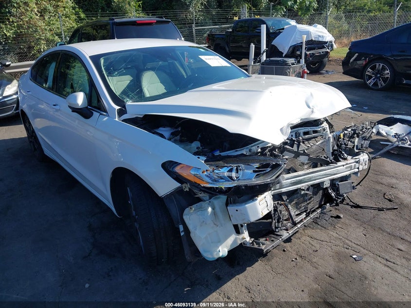 Vin: 3fa6p0hdxlr264138, lot: 46592746, ford fusion se 2020 img_1
