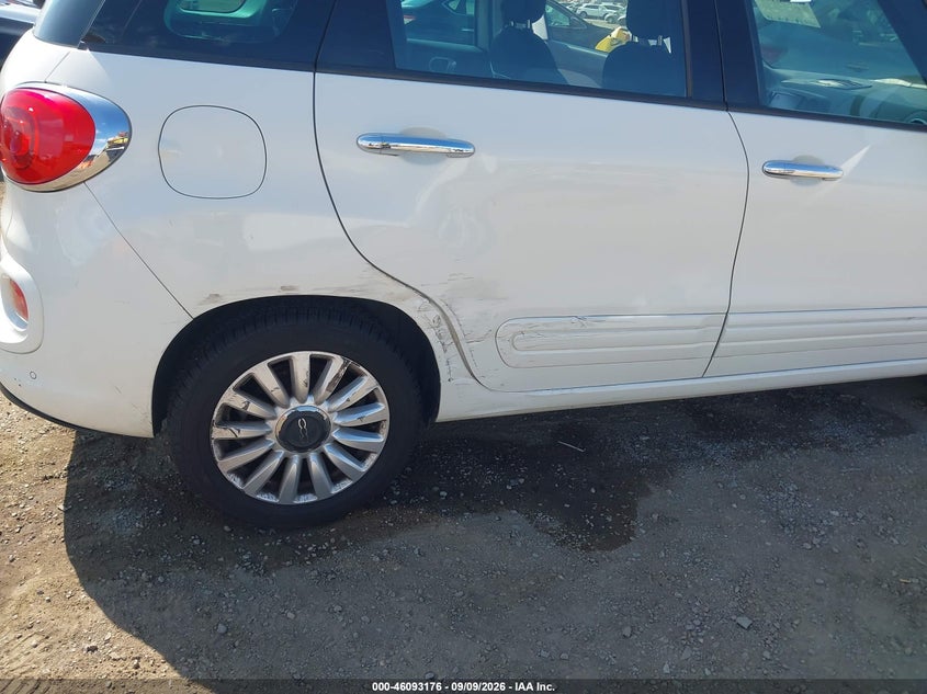 2014 FIAT 500L auction photo 6