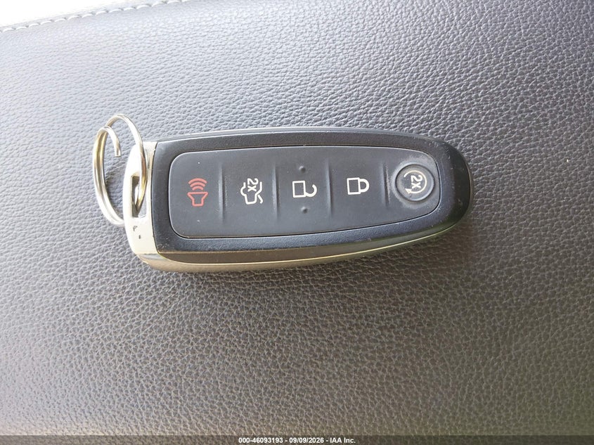 FORD ESCAPE 2019 VIN 1FMCU9GD3KUA80884