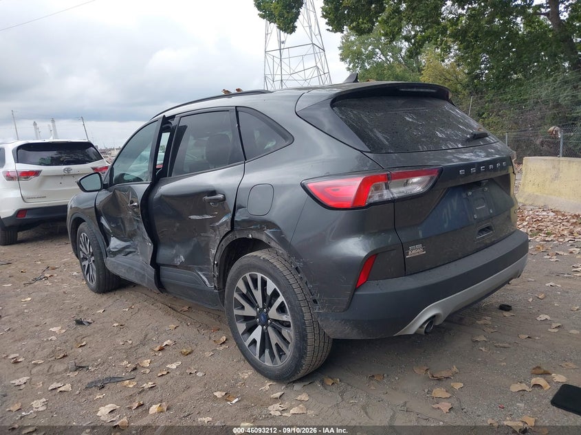 Vin: 1fmcu0bz2luc29981, lot: 46592819, ford escape se sport hybrid 20203