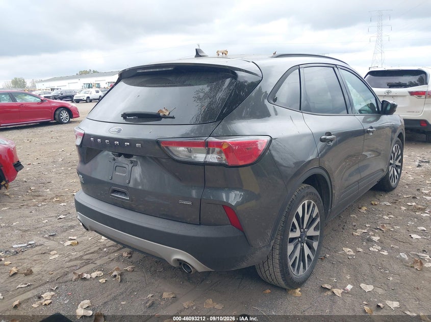 Vin: 1fmcu0bz2luc29981, lot: 46592819, ford escape se sport hybrid 20204