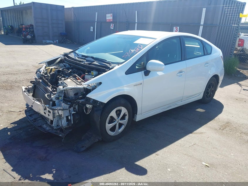 Vin: jtdkn3du2d5631706, lot: 46592870, toyota prius three 20132