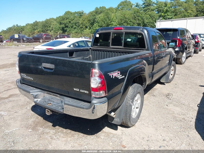 2010 TOYOTA TACOMA auction photo 4