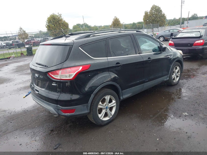 Vin: 1fmcu9gx2eua46949, lot: 46592950, ford escape se 20144