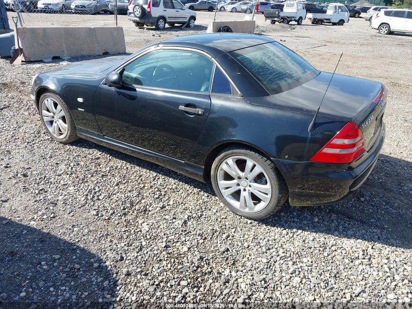 2000 MERCEDES-BENZ SLK 230 auction photo 3
