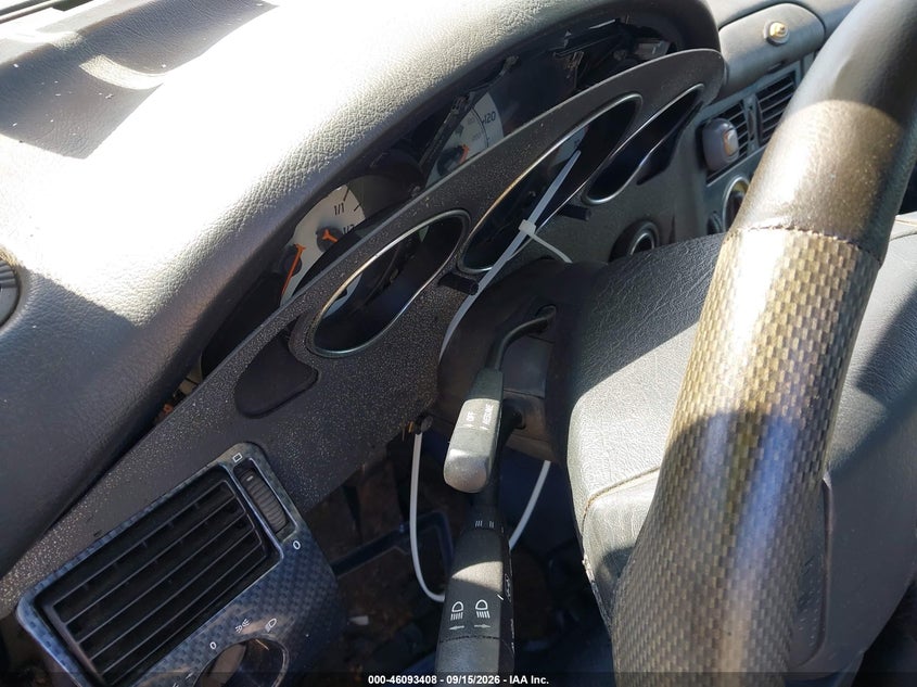 2000 MERCEDES-BENZ SLK 230 auction photo 7