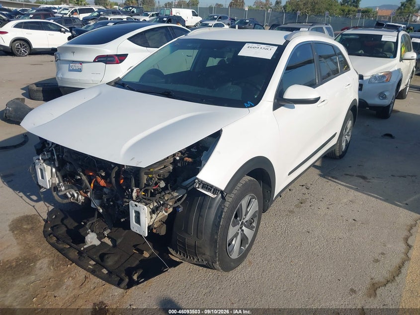 Vin: kndcb3lc8n5531942, lot: 46593110, kia niro lx 20222