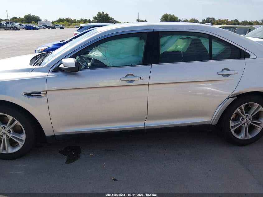 2018 FORD TAURUS SEL · Photo 14