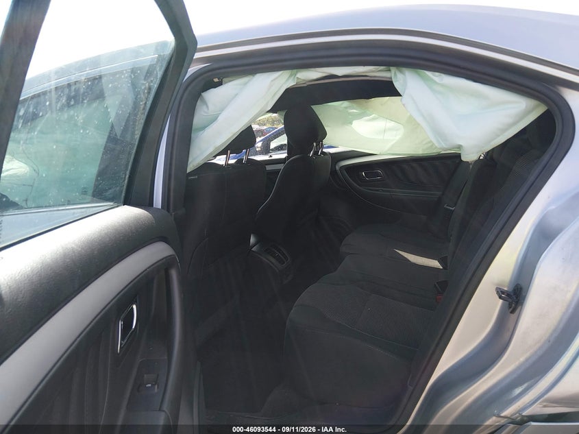 2018 FORD TAURUS SEL · Photo 8
