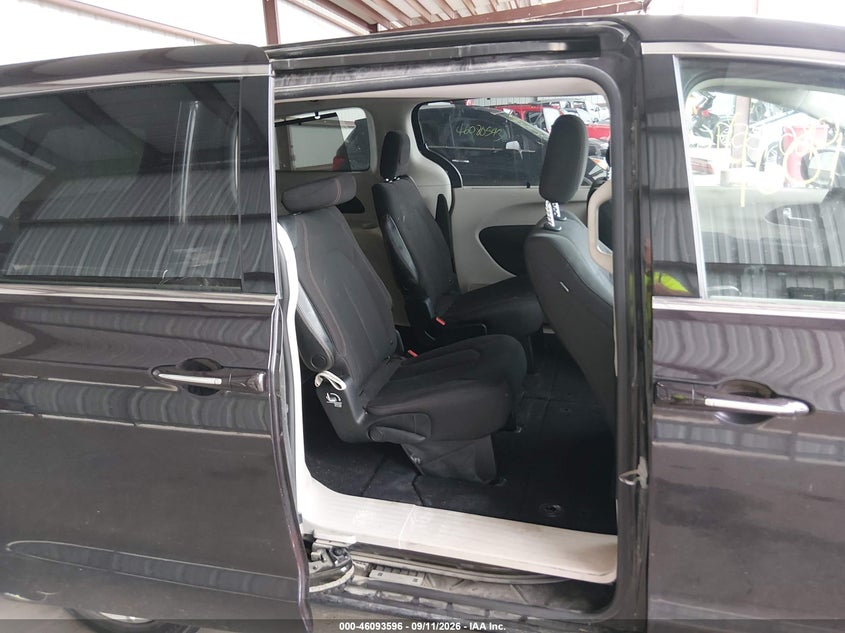 CHRYSLER PACIFICA - zdjęcie 8