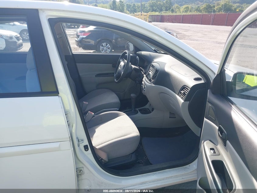 2009 HYUNDAI ACCENT auction photo 5