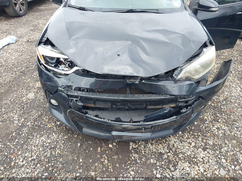2015 TOYOTA COROLLA auction photo 6