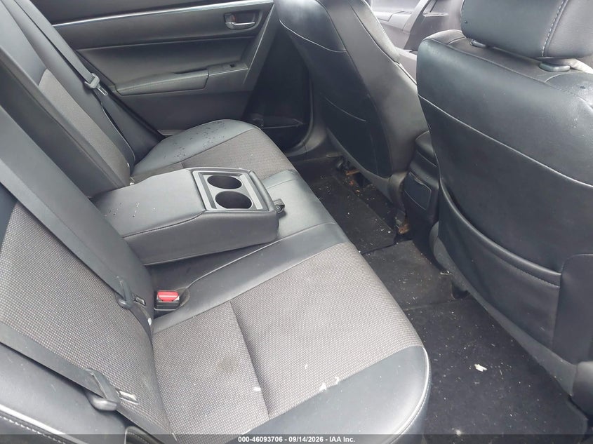 2015 TOYOTA COROLLA auction photo 8