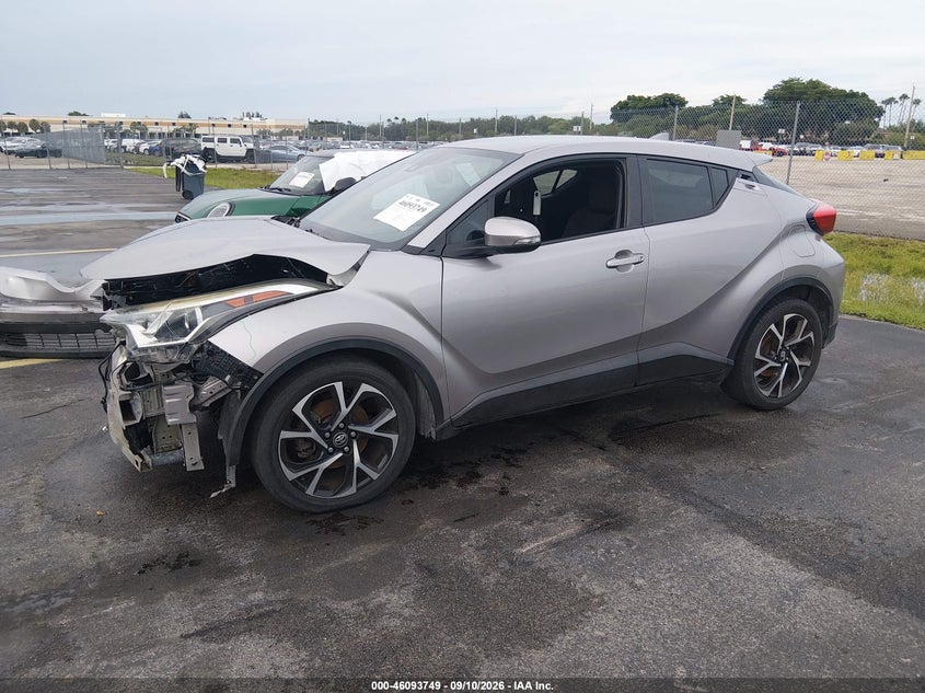 Vin: nmtkhmbx7jr062754, lot: 46593356, toyota c-hr xle 20182