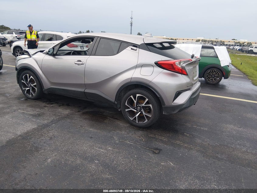 Vin: nmtkhmbx7jr062754, lot: 46593356, toyota c-hr xle 20183