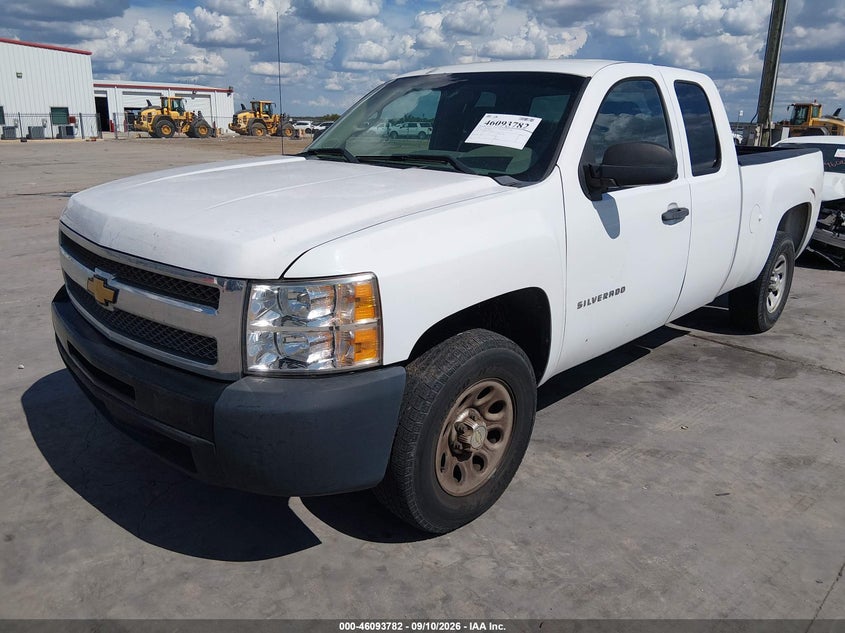 2012 Chevrolet Silverado, Normal Wear & Tear, IAAI, VIN 1GCRCPEX1CZ349259 — photo 2
