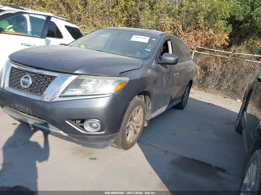2014 NISSAN PATHFINDER auction photo 2